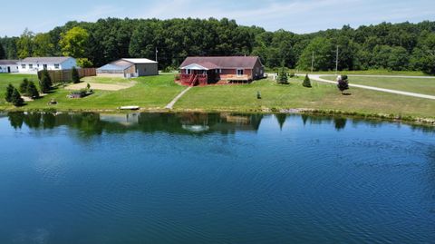 Photo of 8683 E Hawley Road, Hesperia, MI 49421 (MLS # 25036335)