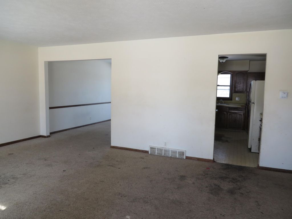 Photo of 1717-1719 52nd Street SE, Kentwood, MI 49508 (MLS # 23007519)