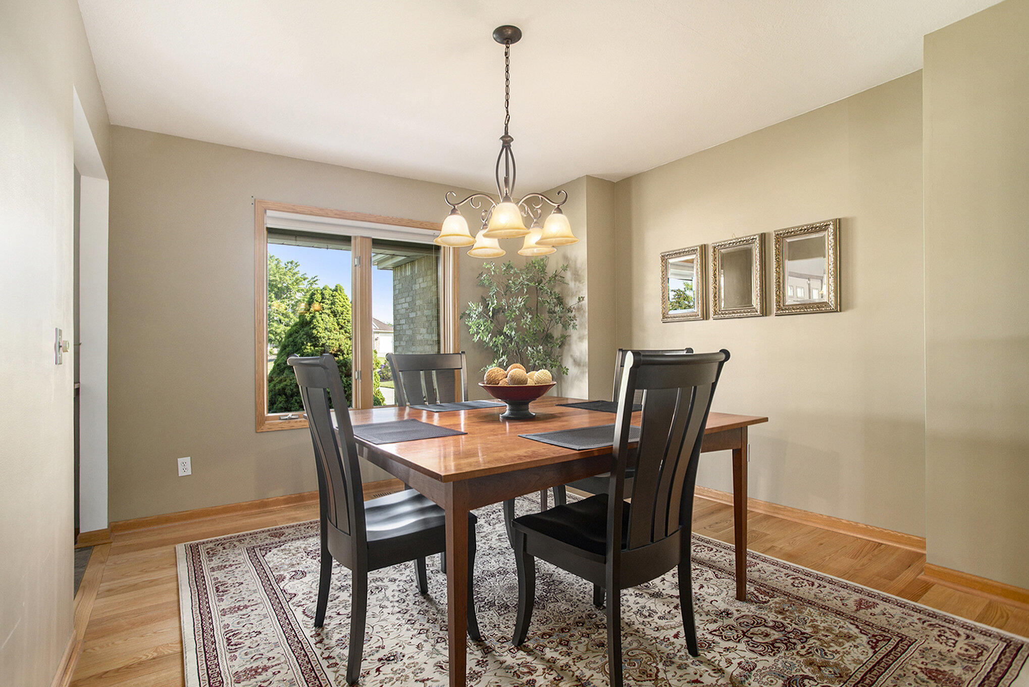 Battle Creek, Michigan 49014, United States, 4 Bedrooms Bedrooms, ,3 BathroomsBathrooms,Residential,Pending,148935