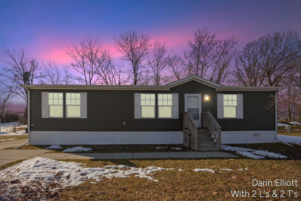 Photo of 7204 E Grand River Avenue #Lot 255, Portland, MI 48875 (MLS # 26006002)