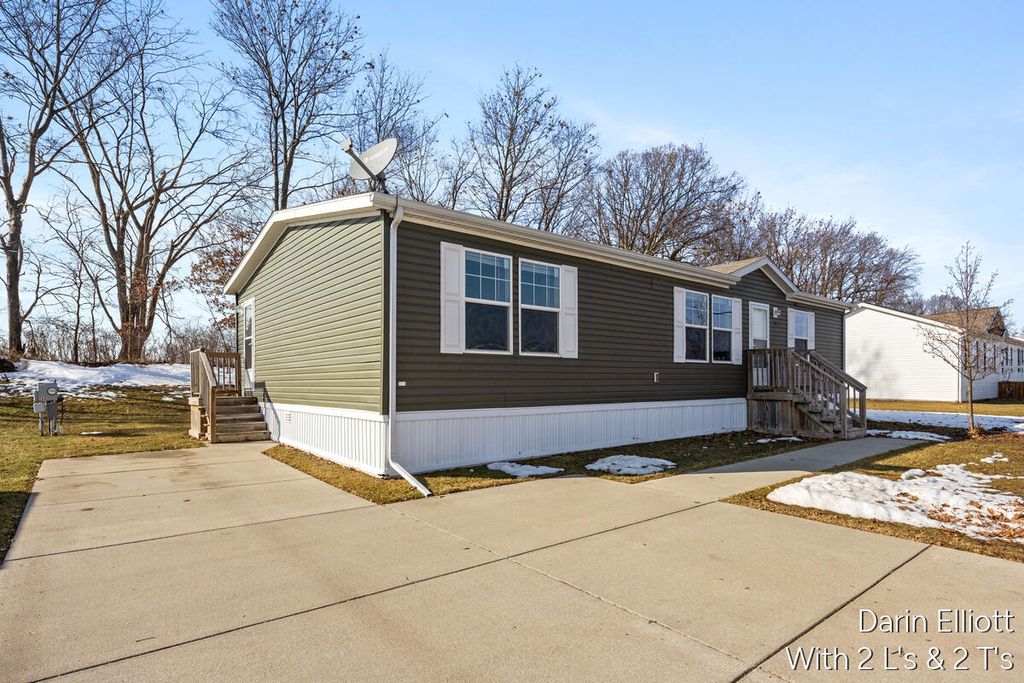 Photo of 7204 E Grand River Avenue #Lot 255, Portland, MI 48875 (MLS # 26006002)
