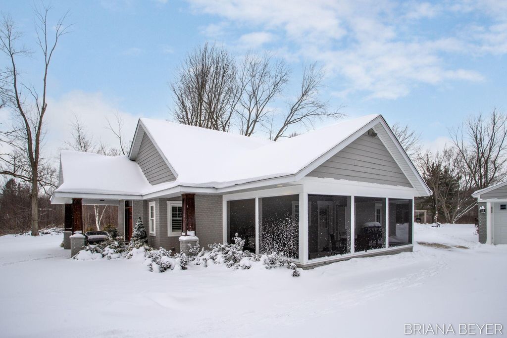 Photo of 6541 145th Avenue, Holland, MI 49423 (MLS # 26003122)
