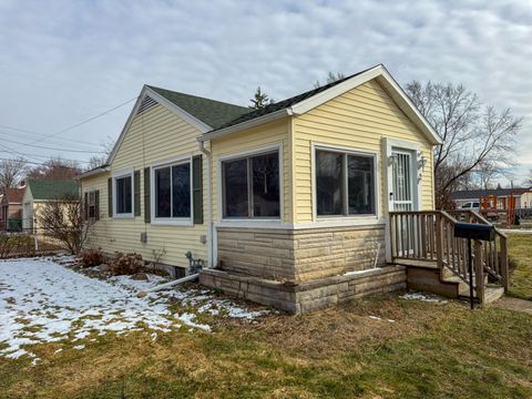 Photo of 112 Wiltshire Avenue, Battle Creek, MI 49015 (MLS # 26007303)