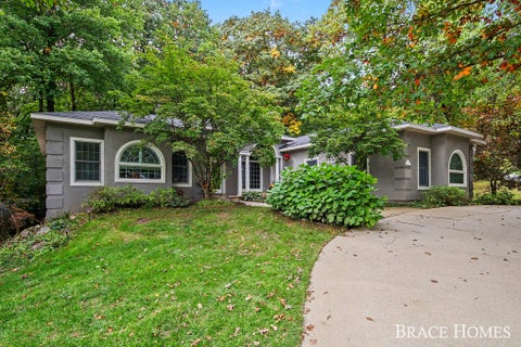 Photo for 7997 Therese Court SE