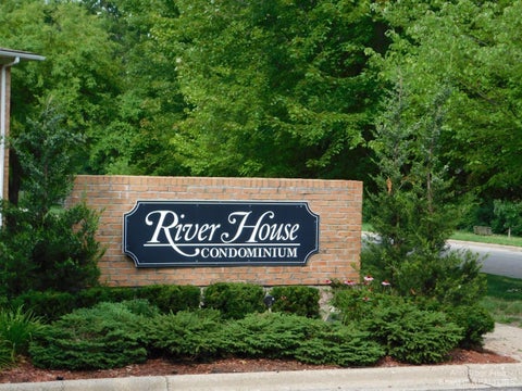 Photo for 1253 Island Drive 204