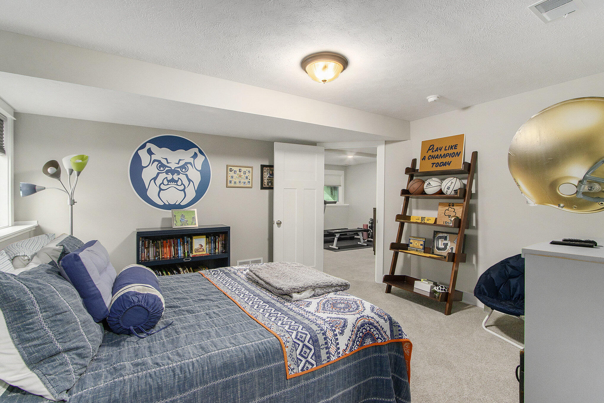 Kalamazoo, Michigan 49009, United States, 4 Bedrooms Bedrooms, ,3 BathroomsBathrooms,Residential,Active,164655