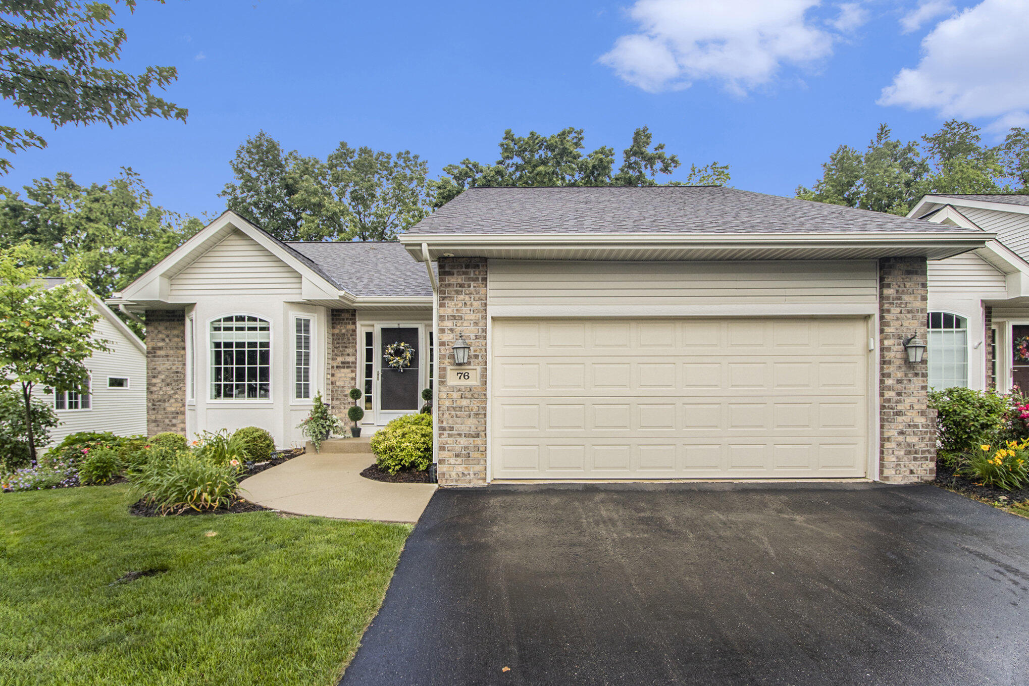 Kalamazoo, Michigan 49009, United States, 4 Bedrooms Bedrooms, ,3 BathroomsBathrooms,Residential,Active,164655