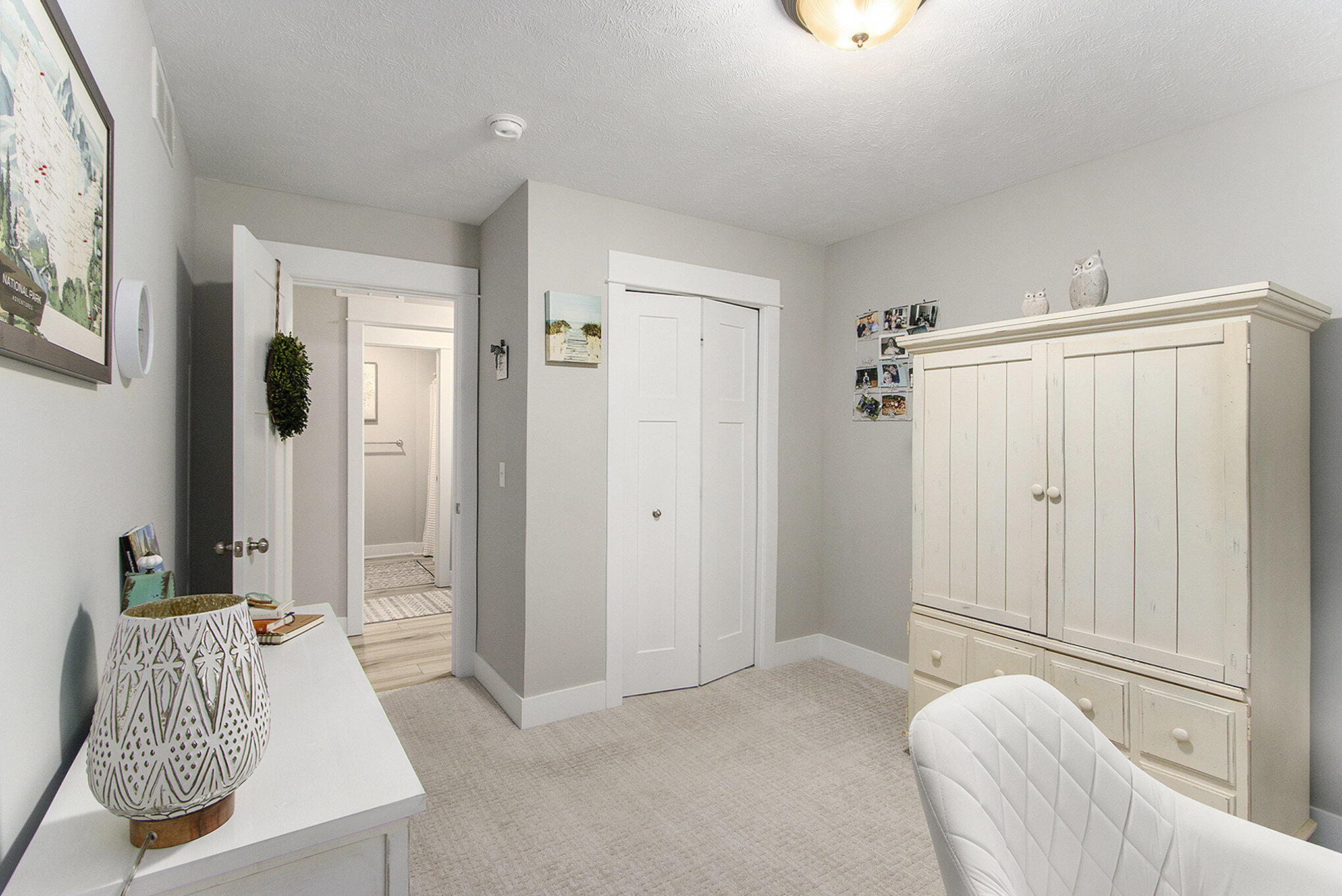 Kalamazoo, Michigan 49009, United States, 4 Bedrooms Bedrooms, ,3 BathroomsBathrooms,Residential,Active,164655