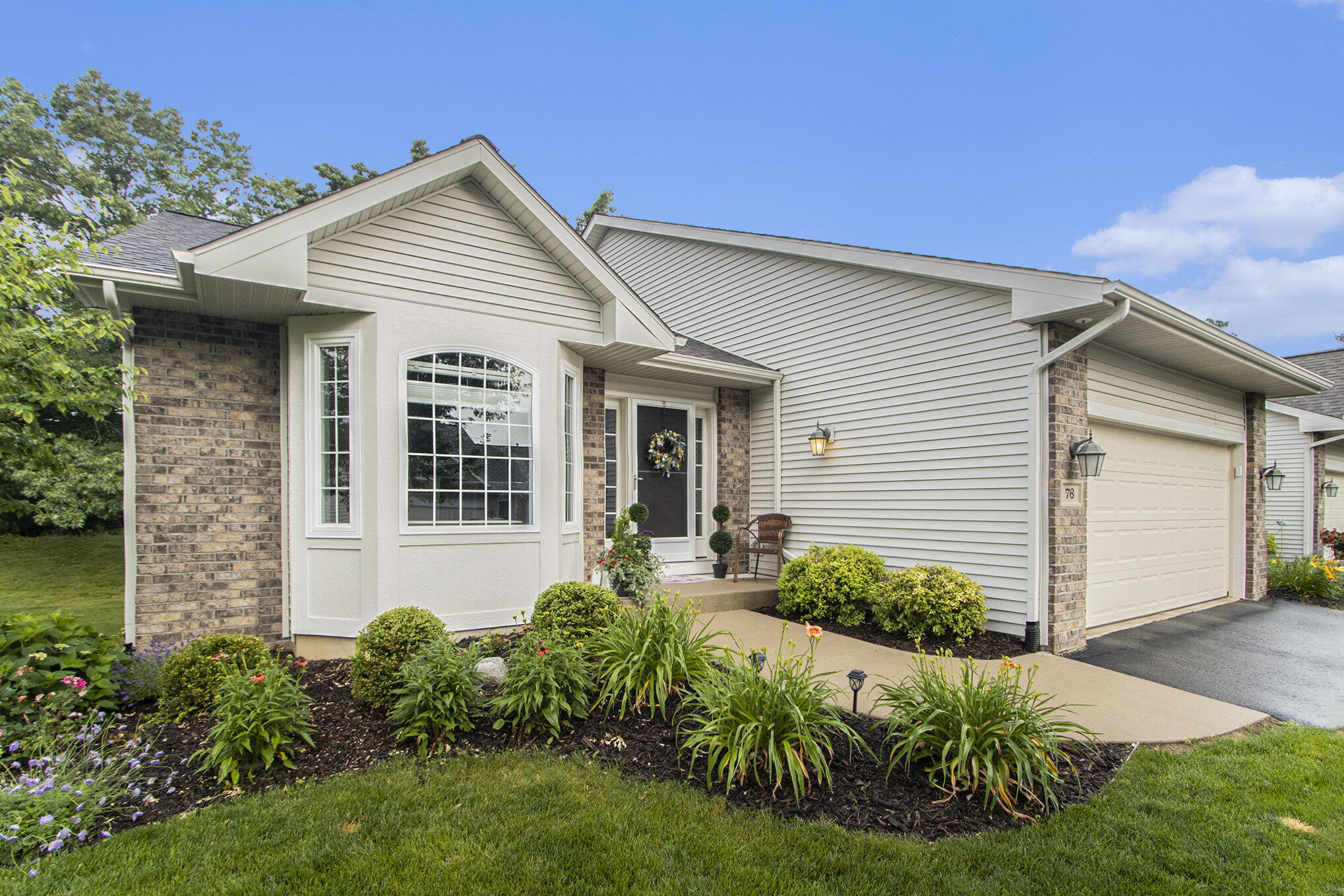 Kalamazoo, Michigan 49009, United States, 4 Bedrooms Bedrooms, ,3 BathroomsBathrooms,Residential,Active,164655