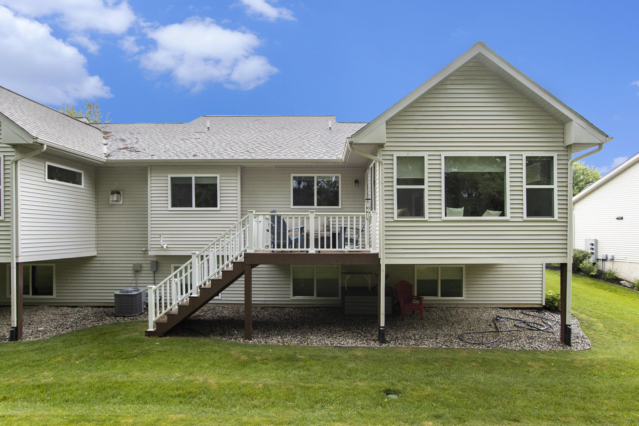 Kalamazoo, Michigan 49009, United States, 4 Bedrooms Bedrooms, ,3 BathroomsBathrooms,Residential,Active,164655