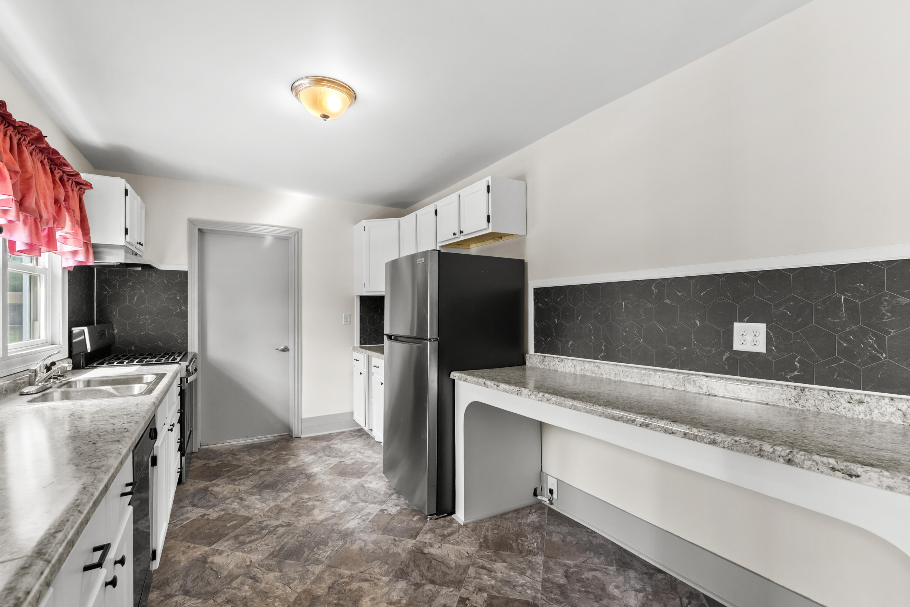 5171 N 20th Street N