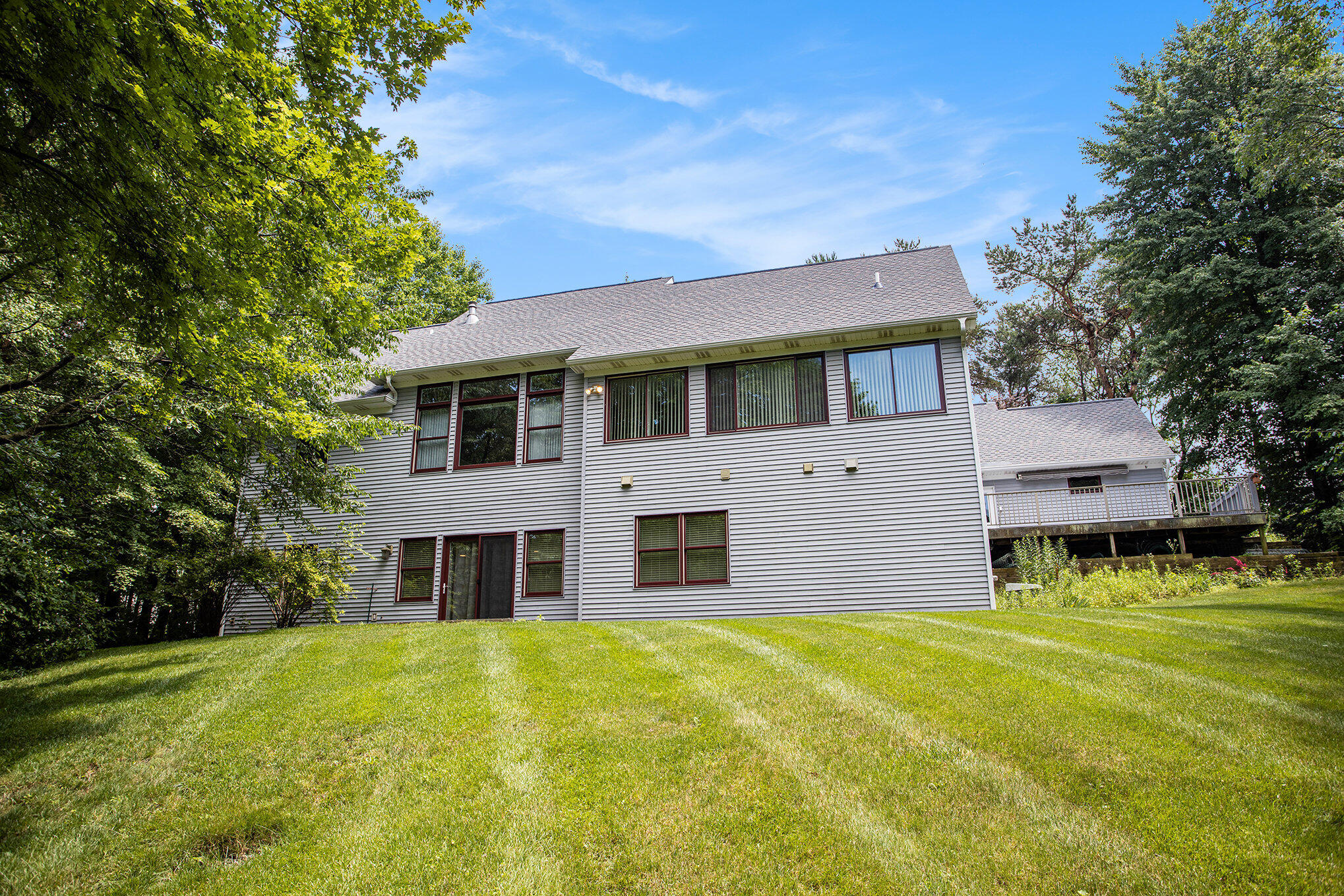 Kalamazoo, Michigan 49048, United States, 3 Bedrooms Bedrooms, ,3 BathroomsBathrooms,Residential,Active,160570