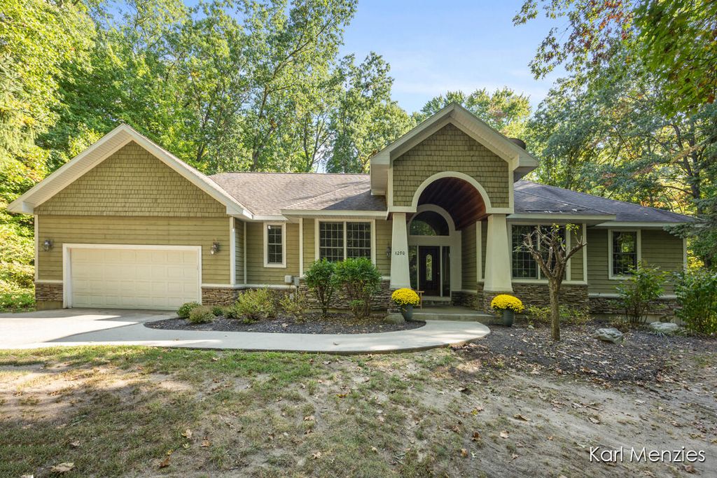 Photo of 1290 Cramton Avenue NE, Ada, MI 49301 (MLS # 25047737)