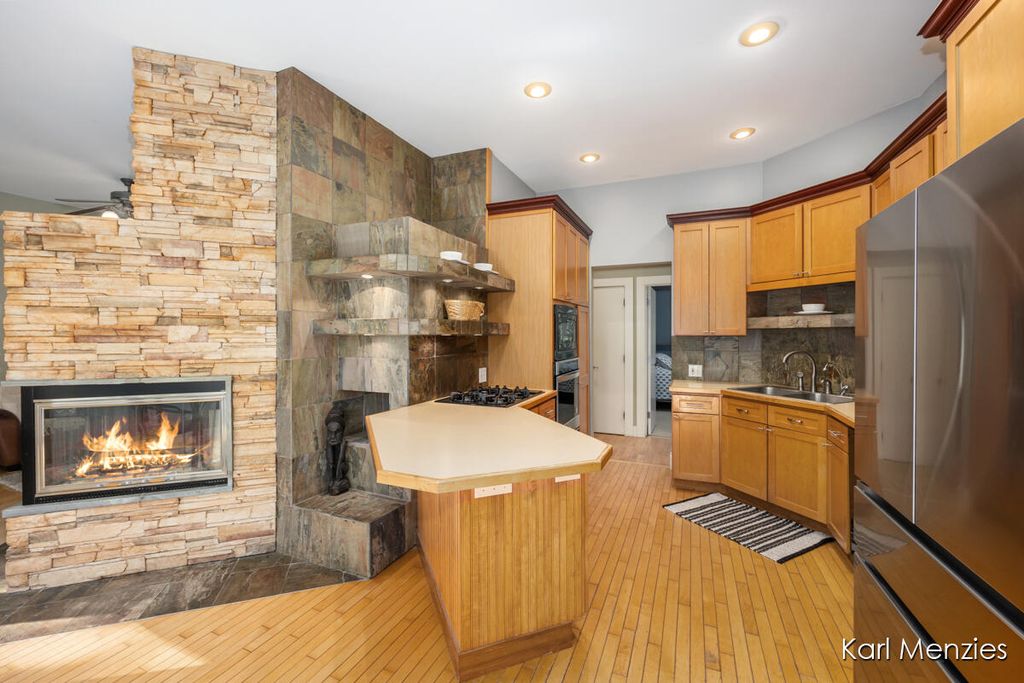 Photo of 1290 Cramton Avenue NE, Ada, MI 49301 (MLS # 25047737)