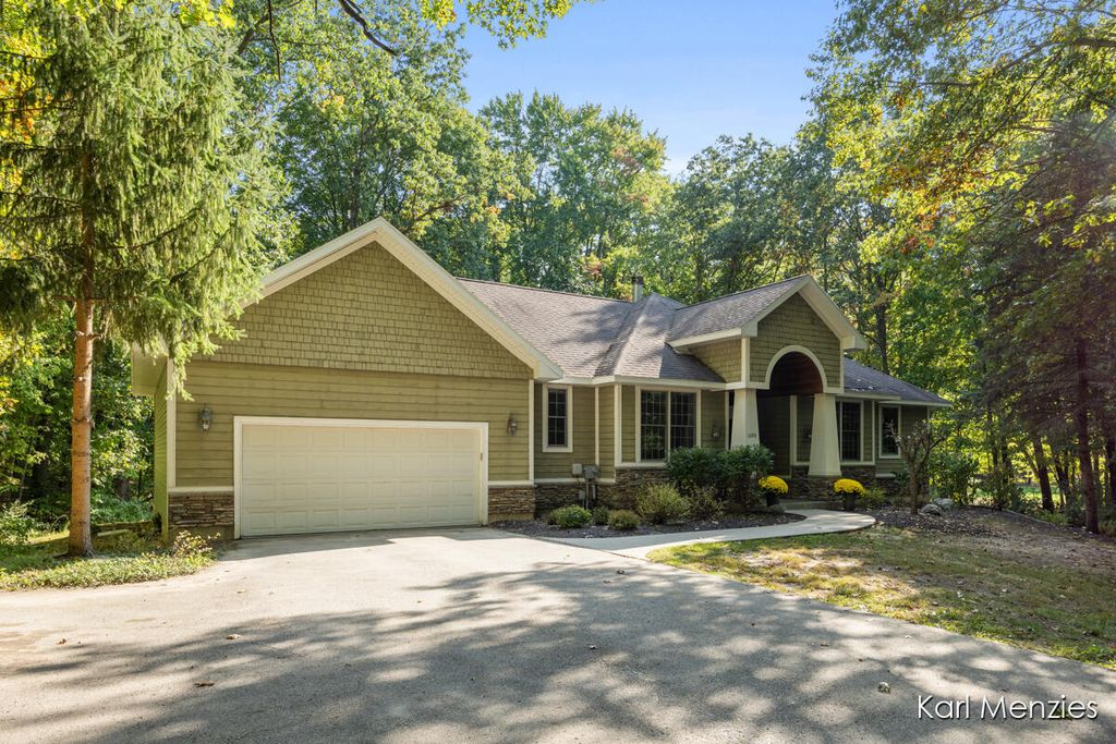 Photo of 1290 Cramton Avenue NE, Ada, MI 49301 (MLS # 25047737)