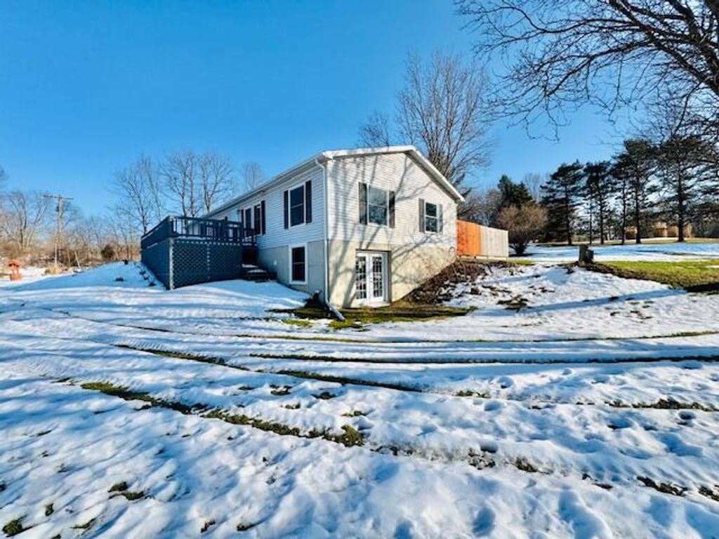 Photo of 440 E Francis Street, Nashville, MI 49073 (MLS # 26005537)