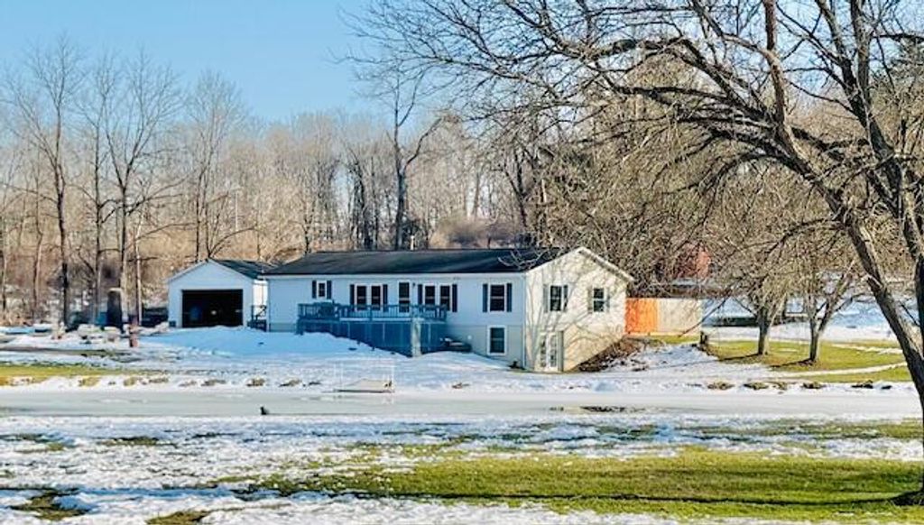 Photo of 440 E Francis Street, Nashville, MI 49073 (MLS # 26005537)