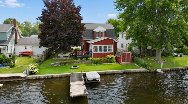 130 DURYEAS PT, MICHIGAN CENTER, MI 49254 - Image 97969e6ca0a0c8a3d6dddd3b6cab3d1d/2925238068