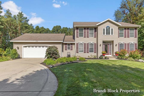 Photo for 3733 Webber Pines Drive NE