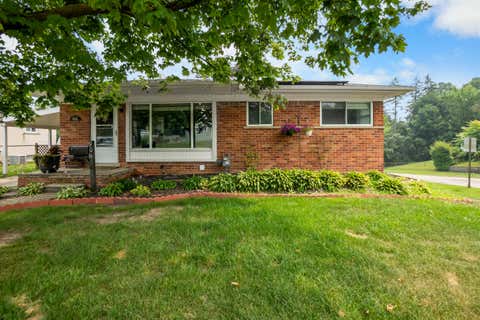 Photo for 906 Squire Lane