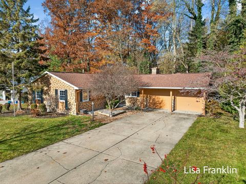 Photo of 16127 Harbor View Drive, Spring Lake, MI 49456 (MLS # 25059747)