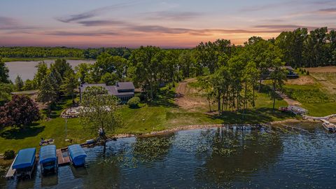 10032 W Gull Lake Drive Richland MI 49083