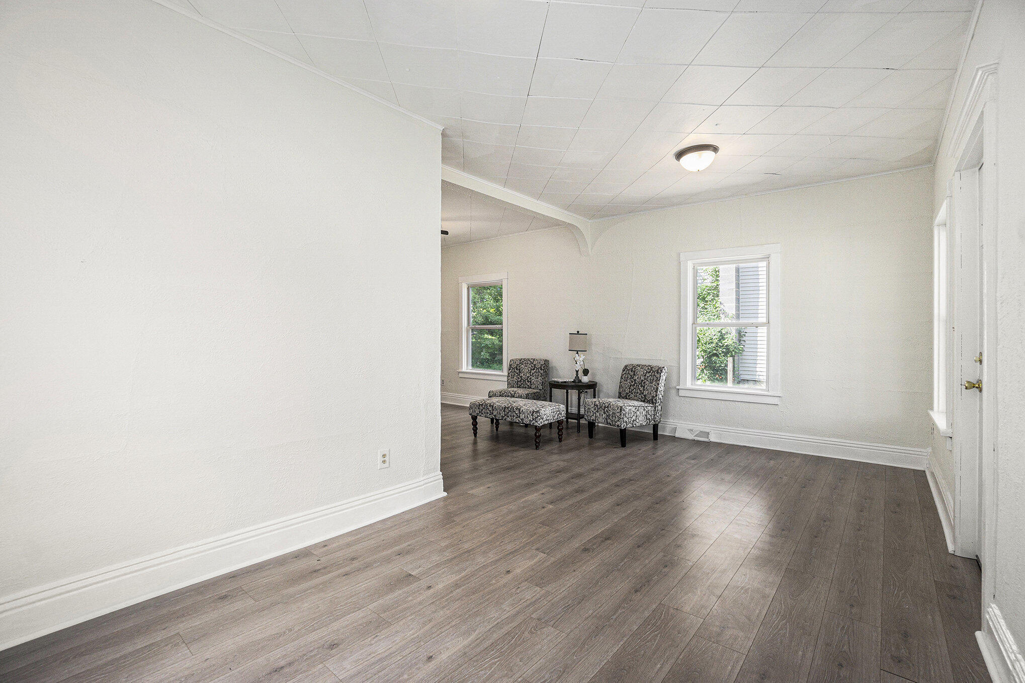 304 E Spring Street