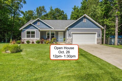 Photo of 6460 W Juliana Drive, Ludington, MI 49431 (MLS # 25054386) Photo of 6460 W Juliana Drive, Ludington, MI 49431 (MLS # 25054386)