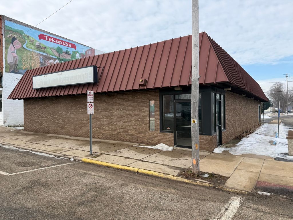 Photo of 129 N Main Street, Tekonsha, MI 49092 (MLS # 26005572)