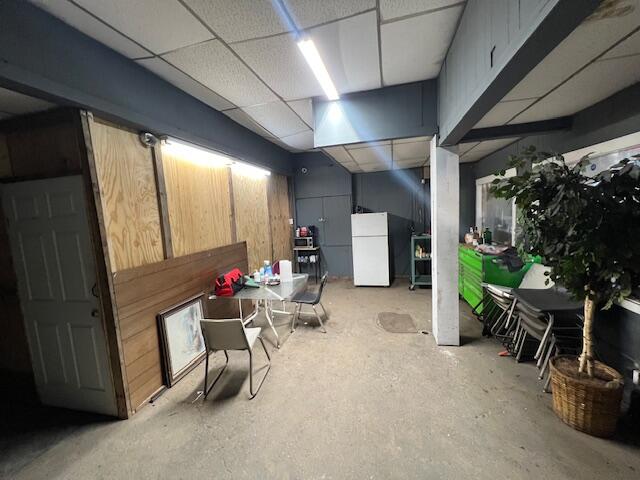 820 S Division Avenue