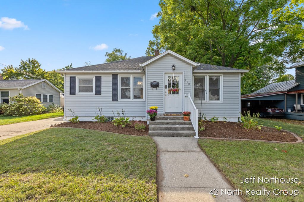 Photo of 510 N Hudson Street SE, Lowell, MI 49331 (MLS # 25049499)