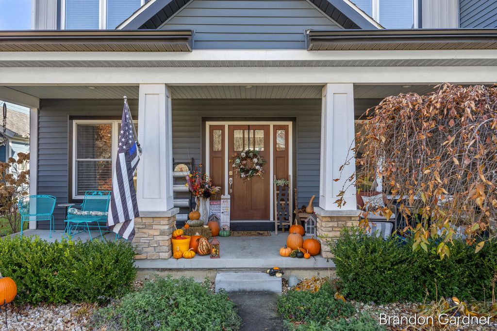 Photo of 4090 Eagle Rock Court SW, Grandville, MI 49418 (MLS # 26002126)