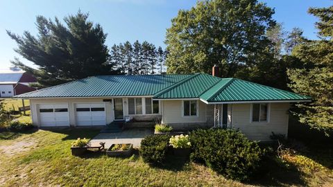 Photo of 5389 Caberfae Highway, Manistee, MI 49660 (MLS # 25047175)