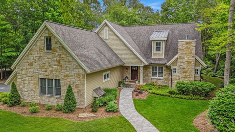 593 Old Macatawa Court Holland MI 49423