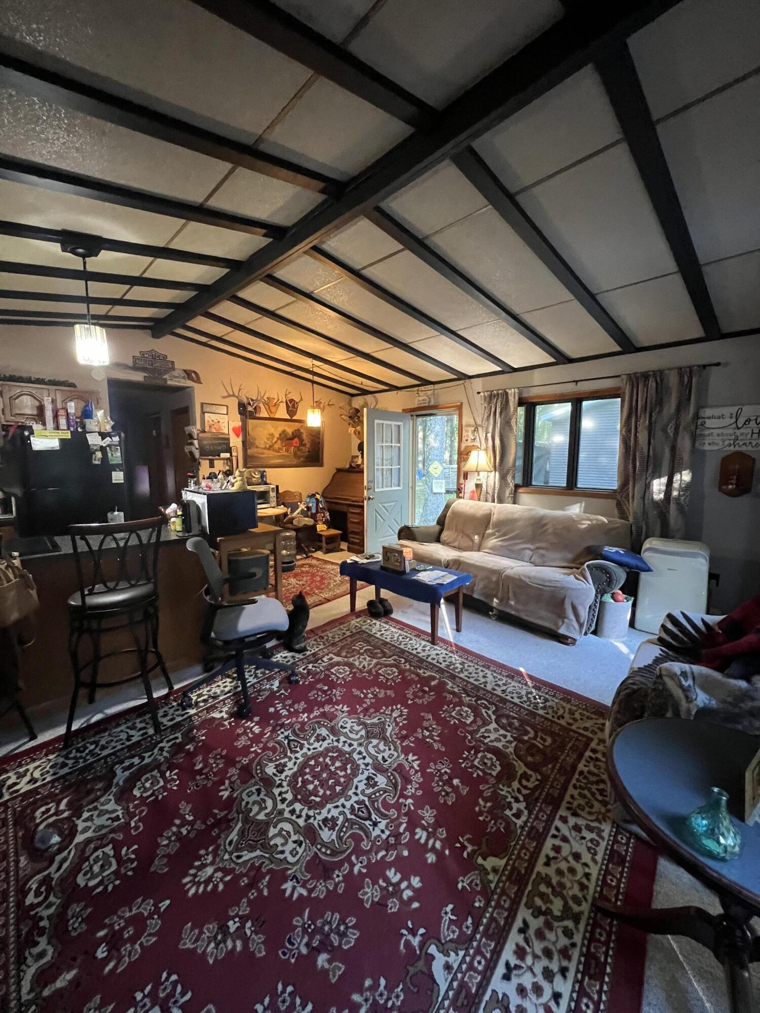 8334 Pine Tree Trail