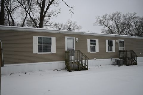 MLS: 25016585