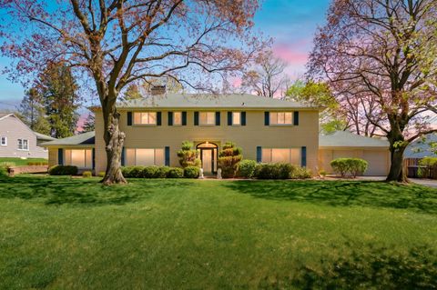 Photo of 2421 Waite Avenue, Kalamazoo, MI 49008 (MLS # 26016967)