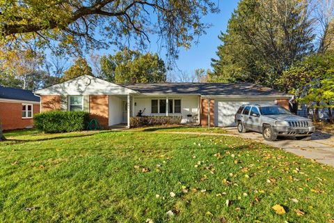 Photo of 1955 Millbank Street SE, Grand Rapids, MI 49508 (MLS # 25055482)