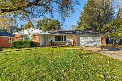 Photo of 1955 Millbank Street SE, Grand Rapids, MI 49508 (MLS # 25055482)