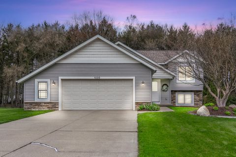 1035 S Stoneridge Drive, Plainwell, MI 49080 - MLS#: 25016539