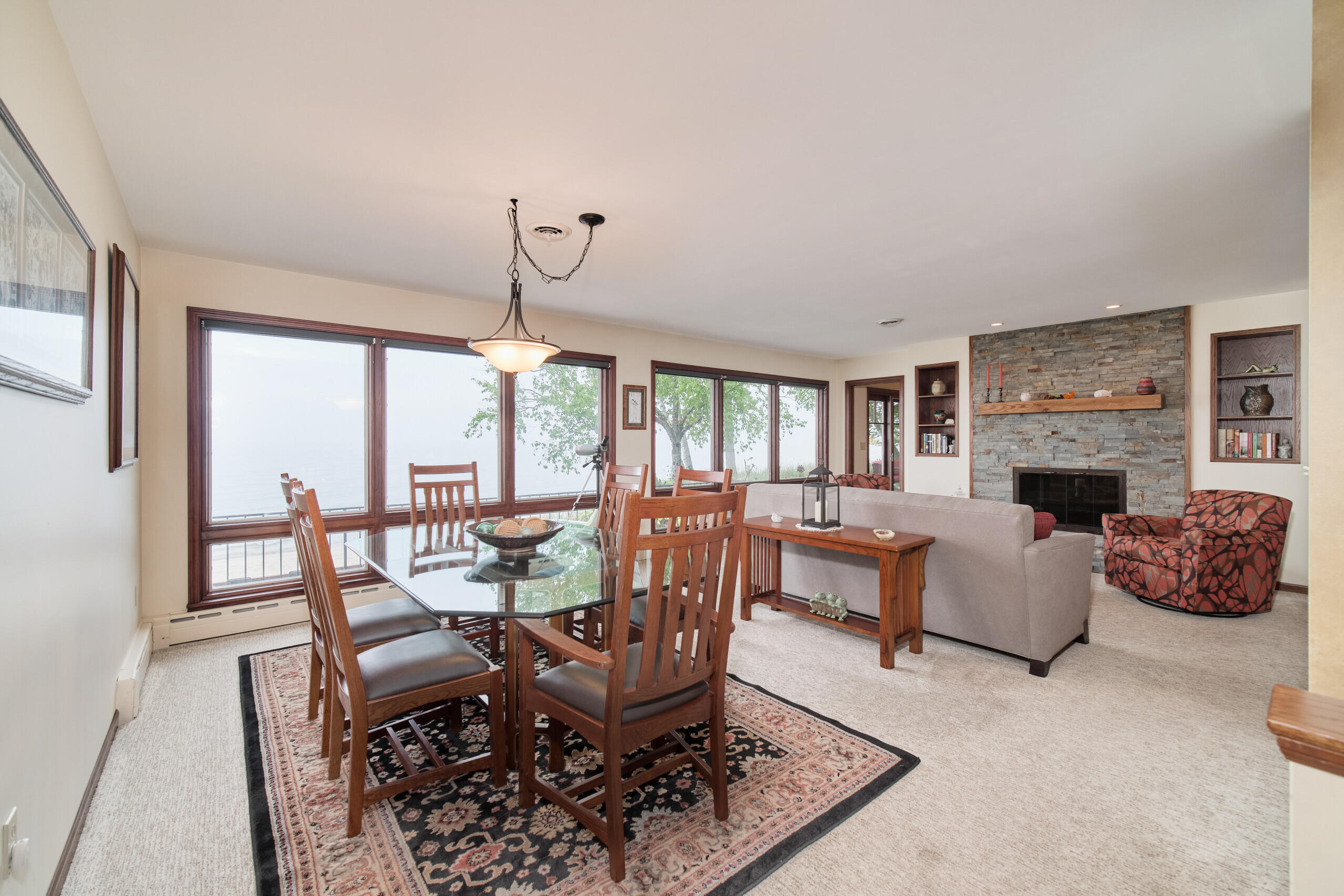 3524 Lakeshore Road