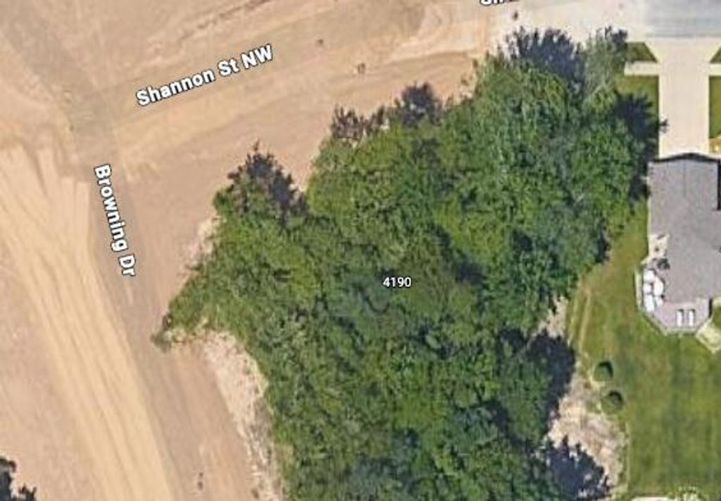 Photo of 4190 Shannon Street NW, Grand Rapids, MI 49534 (MLS # 26004931)