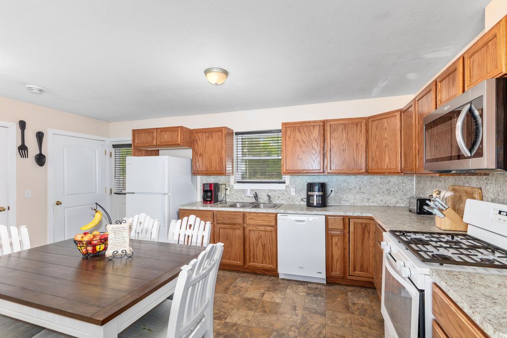 Photo of 3294 Butternut Drive, Holland, MI 49424 (MLS # 26022456)