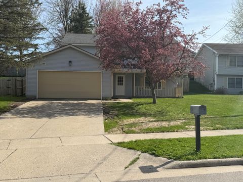 Photo of 4618 W Grand Boulevard NW, Grand Rapids, MI 49534 (MLS # 26017729)