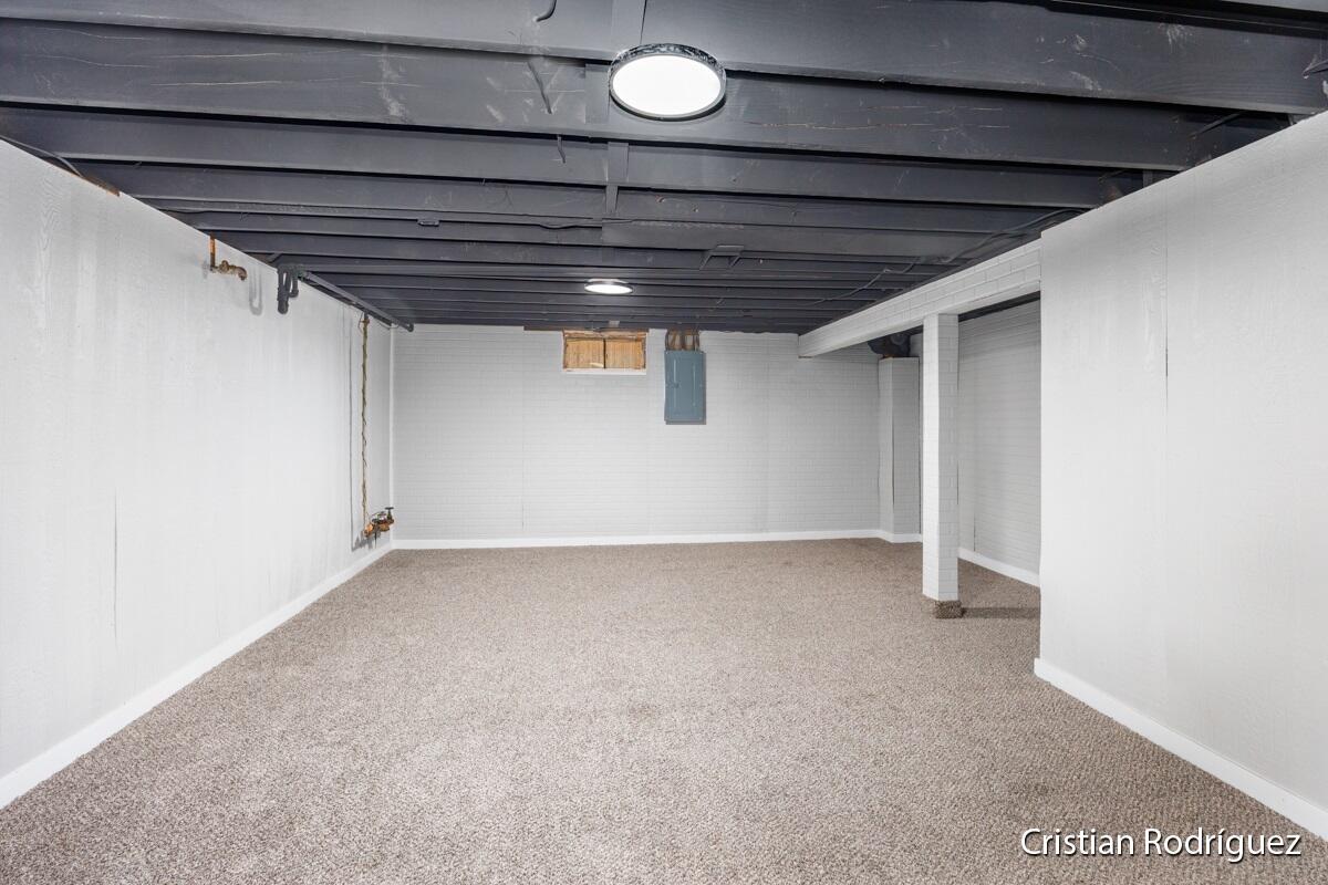 Photo 15 of 19 of 4832 Aleda Avenue SE house