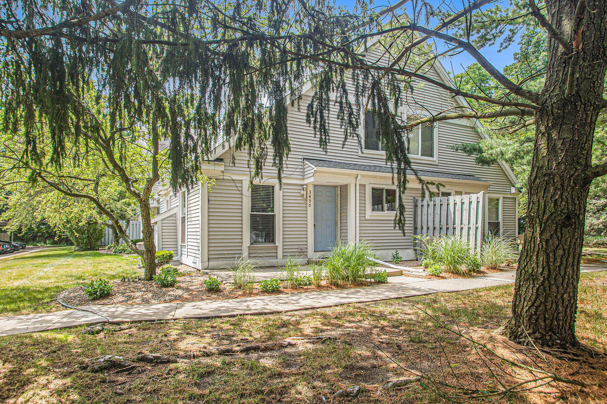 Portage, Michigan 49024, United States, 2 Bedrooms Bedrooms, ,2 BathroomsBathrooms,Residential,Active,196960