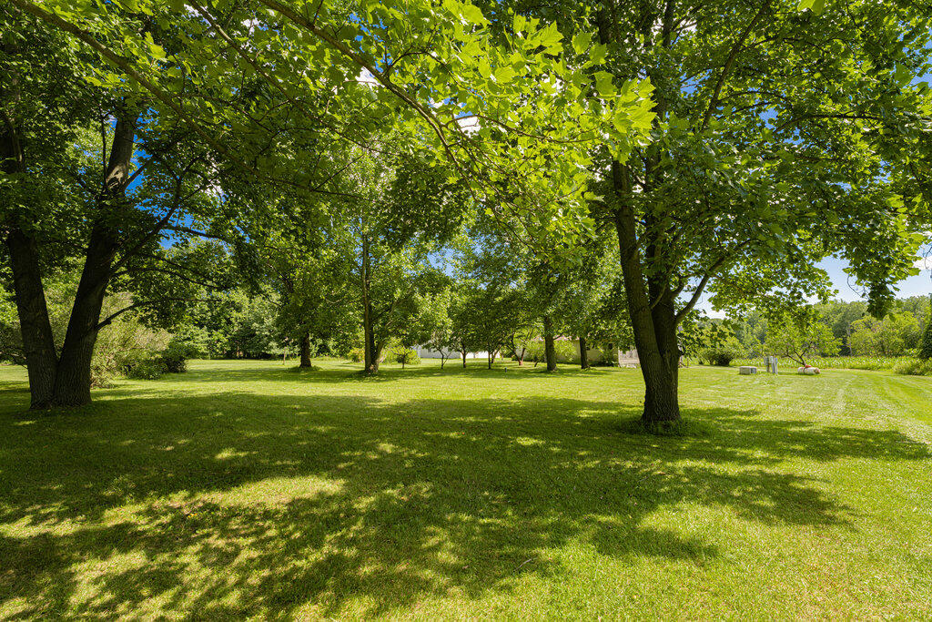 1936 E Clear Lake Road