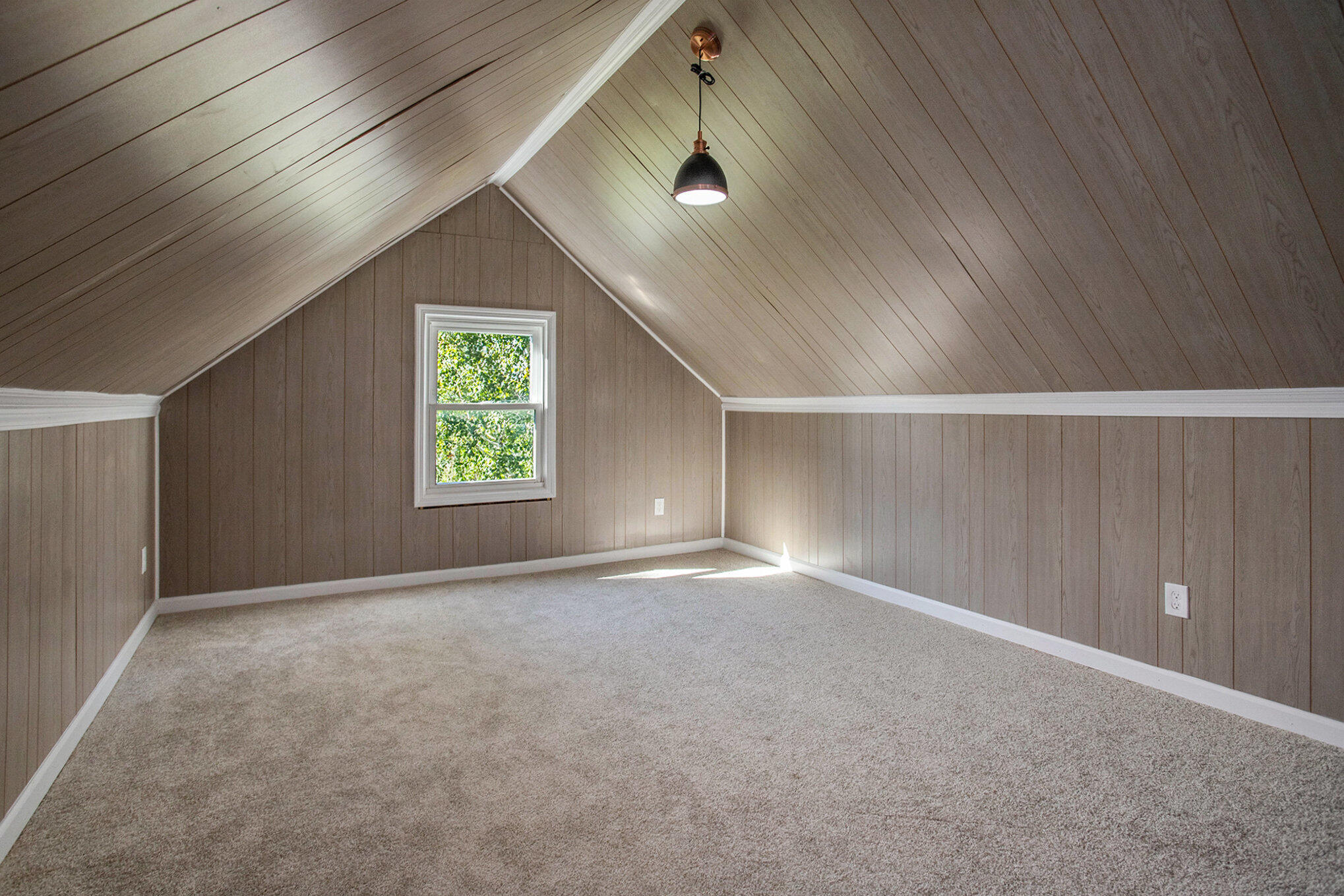 Portage, Michigan 49002, United States, 2 Bedrooms Bedrooms, ,1 BathroomBathrooms,Residential,Active,225778