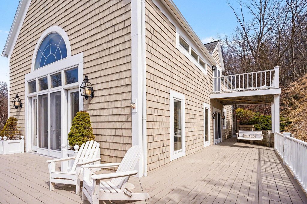 Photo of 17778 North Shore Estates Road, Spring Lake, MI 49456 (MLS # 26013307)