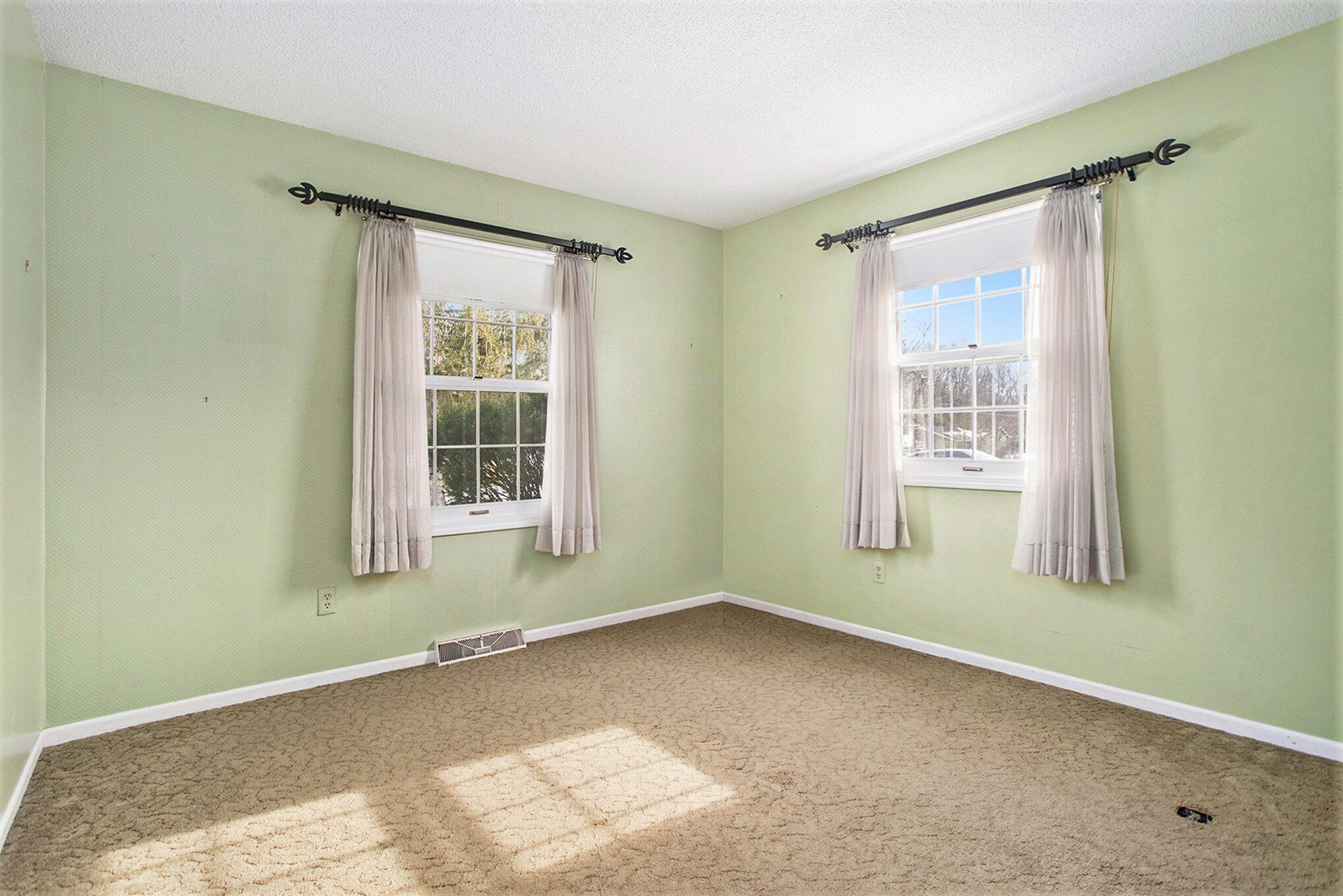 Battle Creek, Michigan 49014, United States, 3 Bedrooms Bedrooms, ,2 BathroomsBathrooms,Residential,Pending,11610